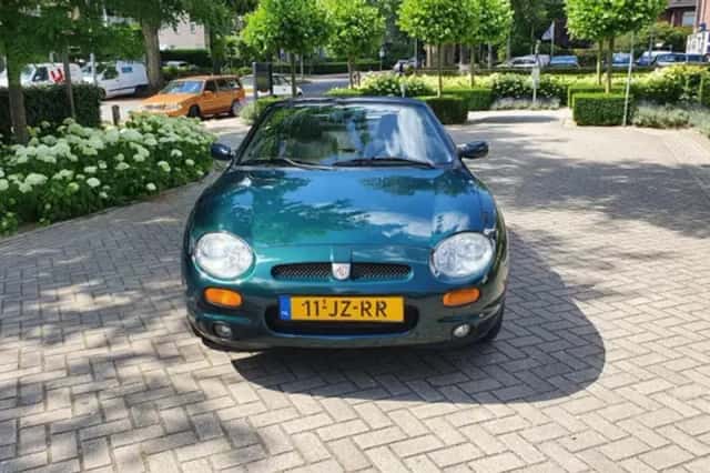 MG F (1996) thumbnail 5