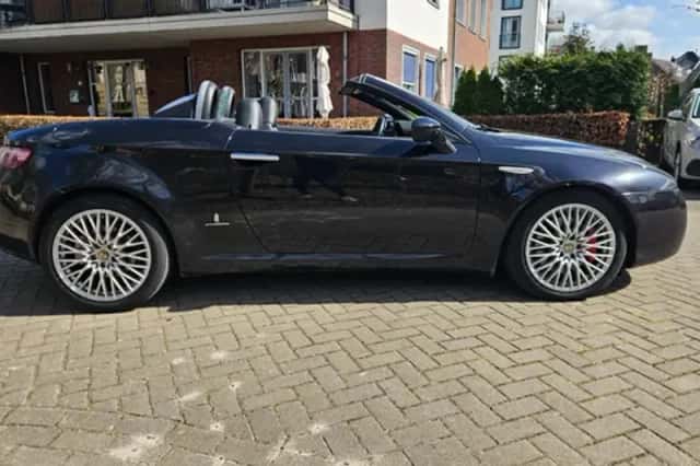 Alfa Romeo Spider (2007) thumbnail 4