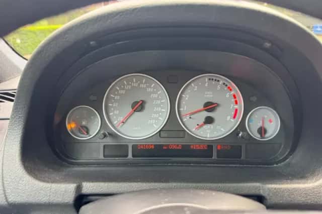BMW X5 (2003) thumbnail 5