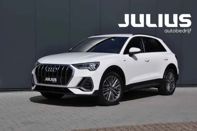 Audi Q3 (2019) thumbnail 1