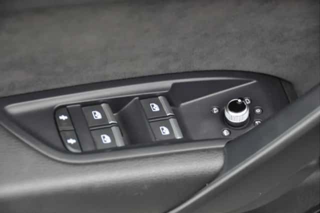 Audi Q5 (2018) thumbnail 5