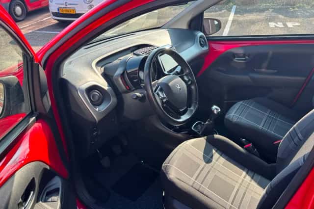 Peugeot 108 (2018) thumbnail 6