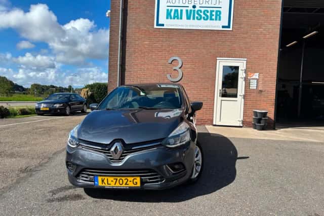Renault Clio (2016) thumbnail 1