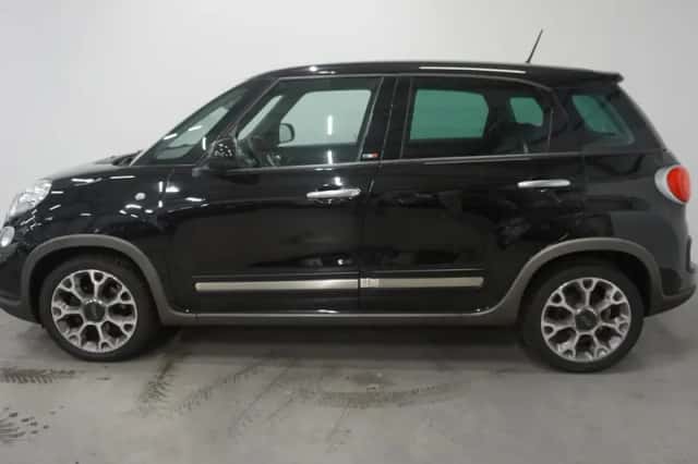 Fiat 500L (2017) thumbnail 2