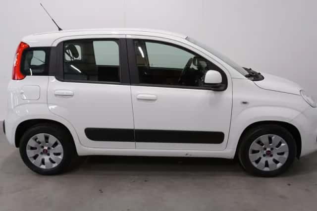 Fiat Panda (2015) thumbnail 5