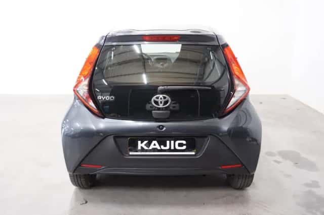 Toyota Aygo (2019) thumbnail 6