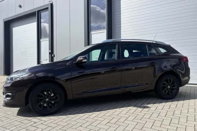 Renault Mégane (2014) thumbnail 2