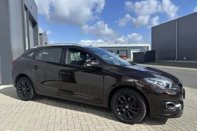 Renault Mégane (2014) thumbnail 3