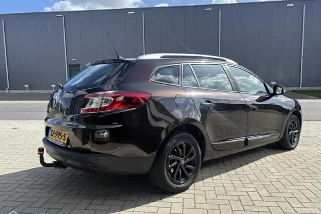 Renault Mégane (2014) thumbnail 5