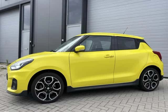 Suzuki Swift (2020) thumbnail 2