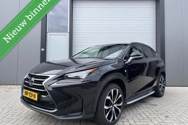 Lexus NX (2016) thumbnail 1