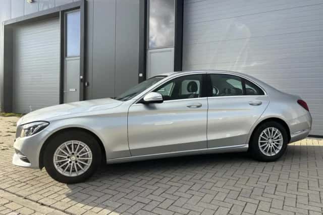 Mercedes-Benz C-Klasse (2015) thumbnail 2