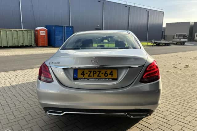 Mercedes-Benz C-Klasse (2015) thumbnail 6