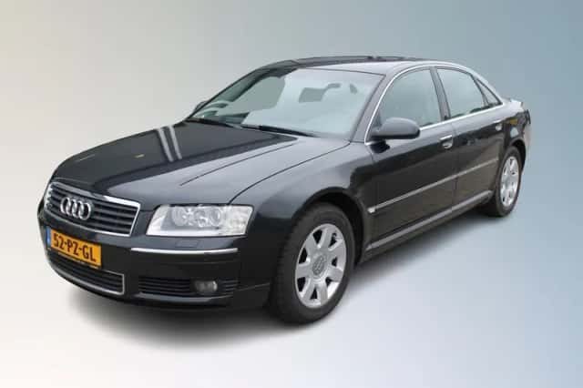 Audi A8 (2003) thumbnail 1
