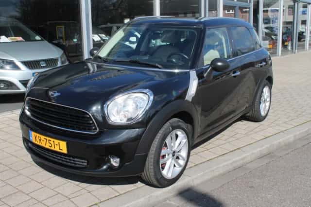 MINI Countryman (2013) thumbnail 1