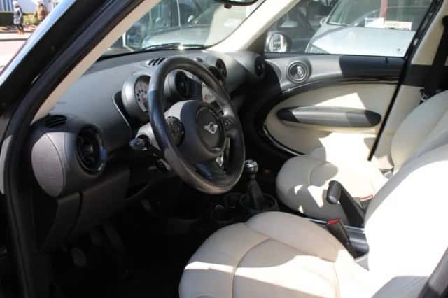 MINI Countryman (2013) thumbnail 4