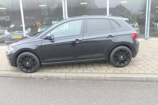 Volkswagen Polo (2020) thumbnail 2