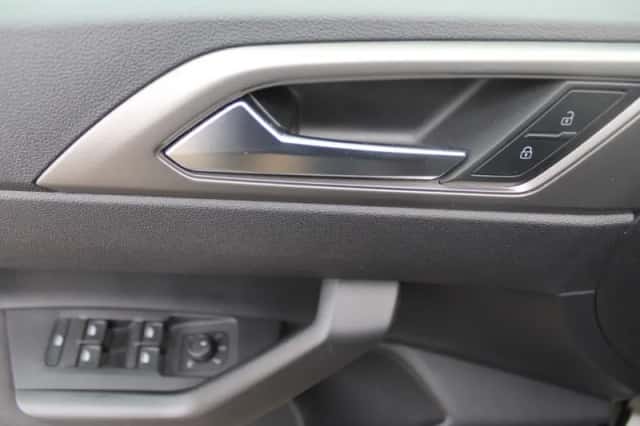 Volkswagen Polo (2020) thumbnail 4