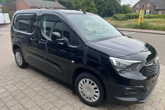 Opel Combo (2020) thumbnail 2