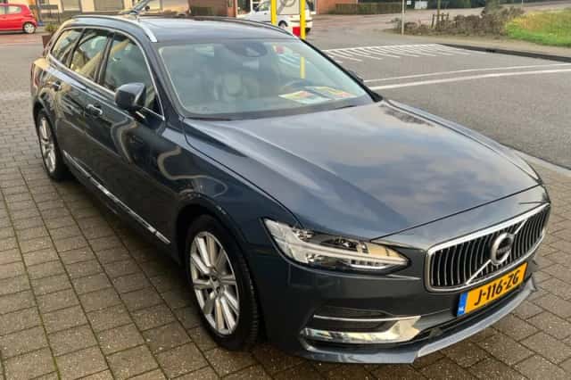 Volvo V90 (2020) thumbnail 2