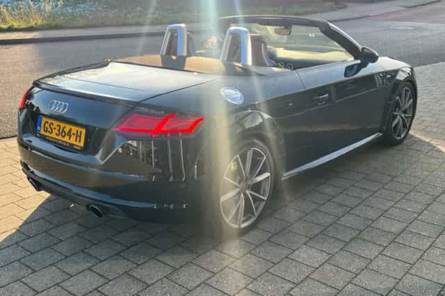 Audi TT (2015) thumbnail 4