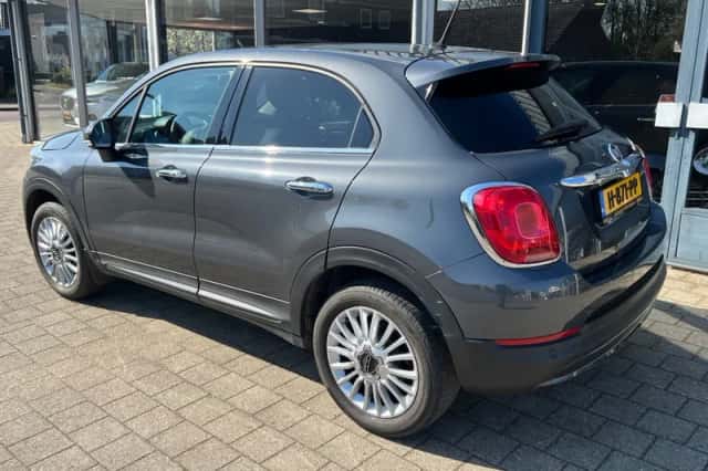 Fiat 500X (2017) thumbnail 4