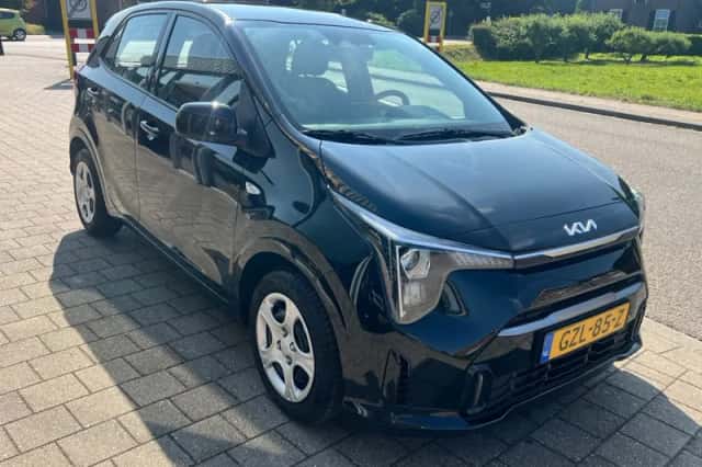 Kia Picanto (2025) thumbnail 2