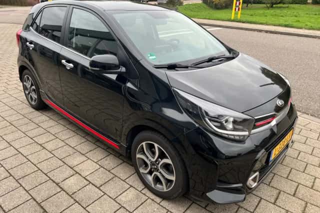 Kia Picanto (2021) thumbnail 2