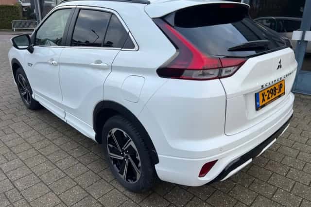 Mitsubishi Eclipse Cross (2023) thumbnail 4