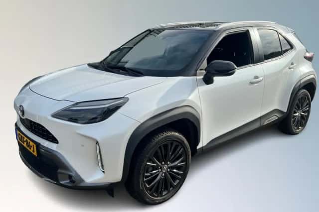 Toyota Yaris (2022) thumbnail 1