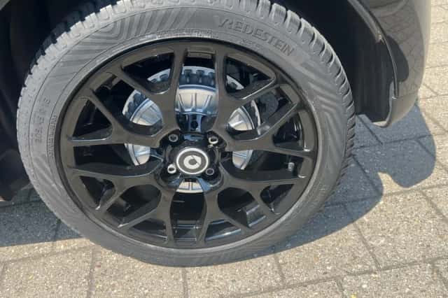 Smart ForFour (2018) thumbnail 5