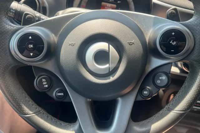 Smart ForFour (2018) thumbnail 6