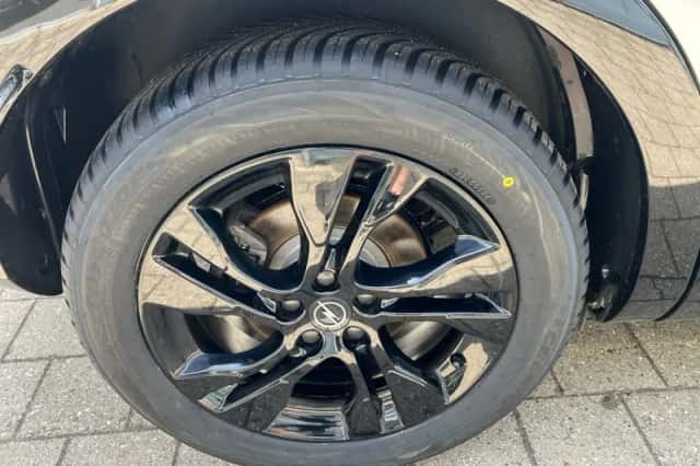 Opel Grandland (2023) thumbnail 5
