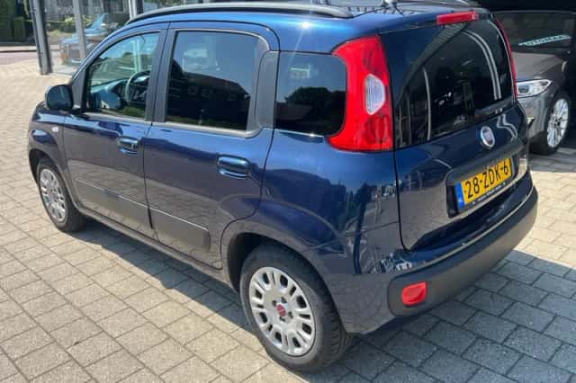 Fiat Panda (2012) thumbnail 3