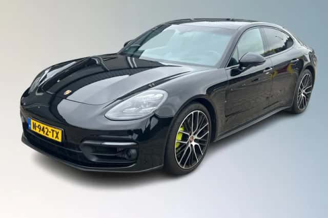 Porsche Panamera (2020) thumbnail 1