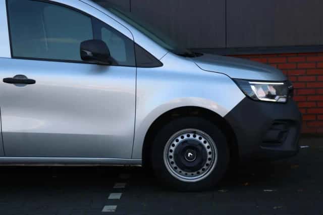 Renault Kangoo (2024) thumbnail 4