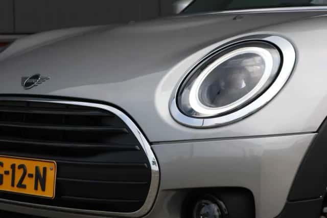 MINI Clubman (2023) thumbnail 4