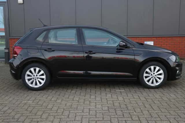 Volkswagen Polo (2018) thumbnail 5