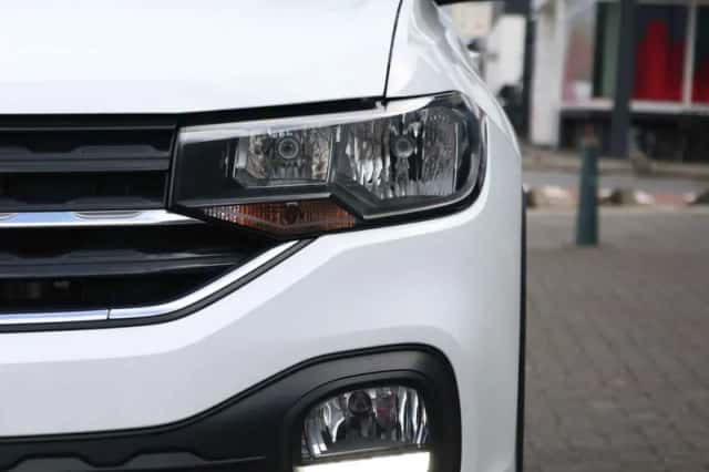 Volkswagen T-Cross (2019) thumbnail 5