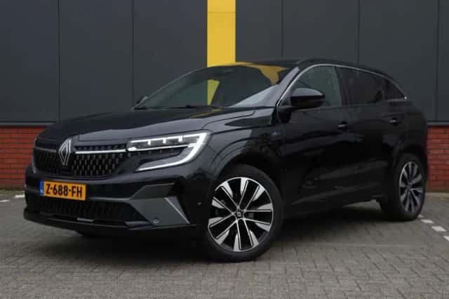 Renault Austral (2024) thumbnail 1