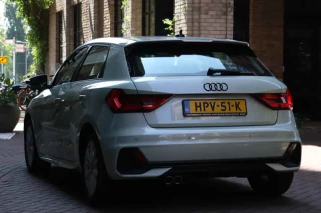 Audi A1 (2023) thumbnail 5