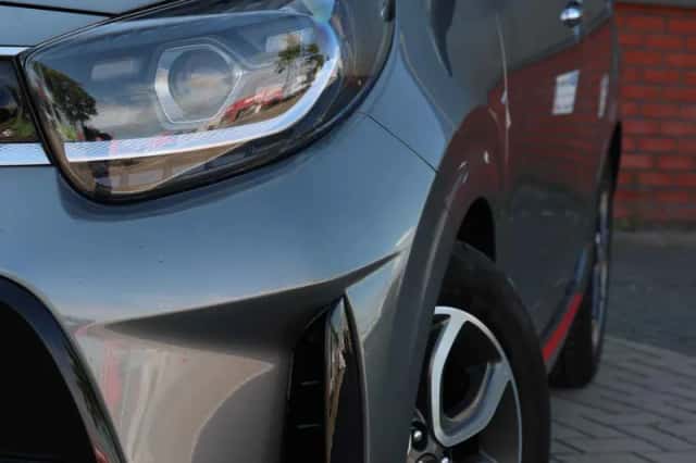 Kia Picanto (2022) thumbnail 2