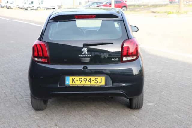 Peugeot 108 (2021) thumbnail 5