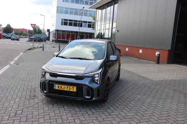 Kia Picanto (2024) thumbnail 1