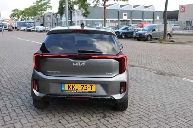 Kia Picanto (2024) thumbnail 5