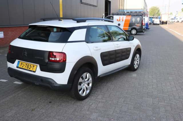 Citroën C4 Cactus (2017) thumbnail 4