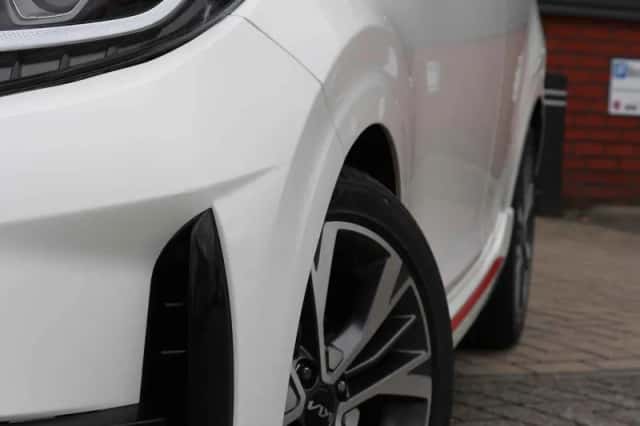 Kia Picanto (2022) thumbnail 2