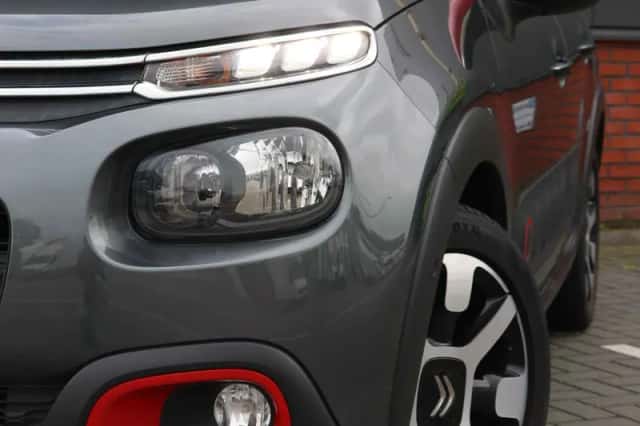 Citroën C3 (2017) thumbnail 2