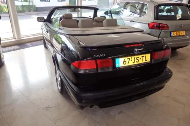 Saab 9-3 (2000) thumbnail 2