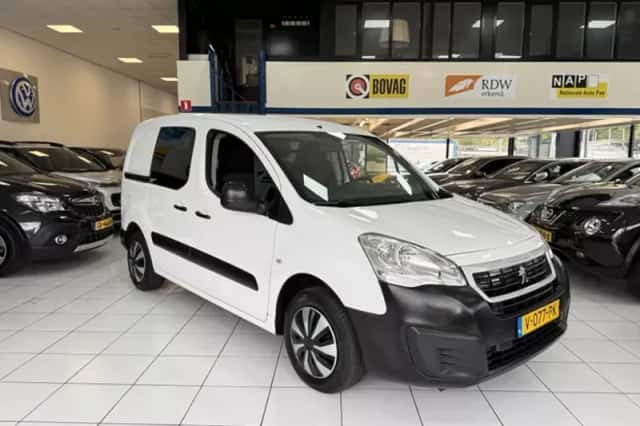 Peugeot Partner (2018) thumbnail 3